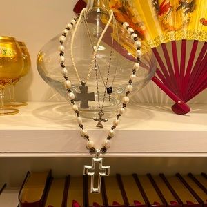 COPY - Bundle of 4 religious necklaces - pearl, silver and leather